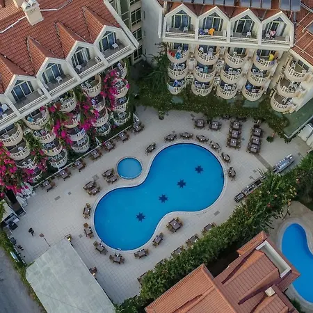 Grand Faros Отель 4*